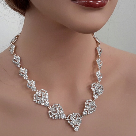 NWT Rhinestone Crystal Necklace - Picture 4 of 7